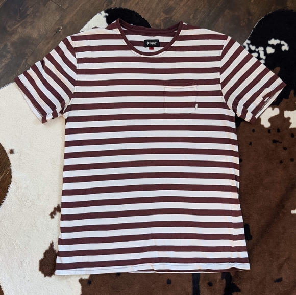 RED stripe t-shirt - Picture 1 of 3